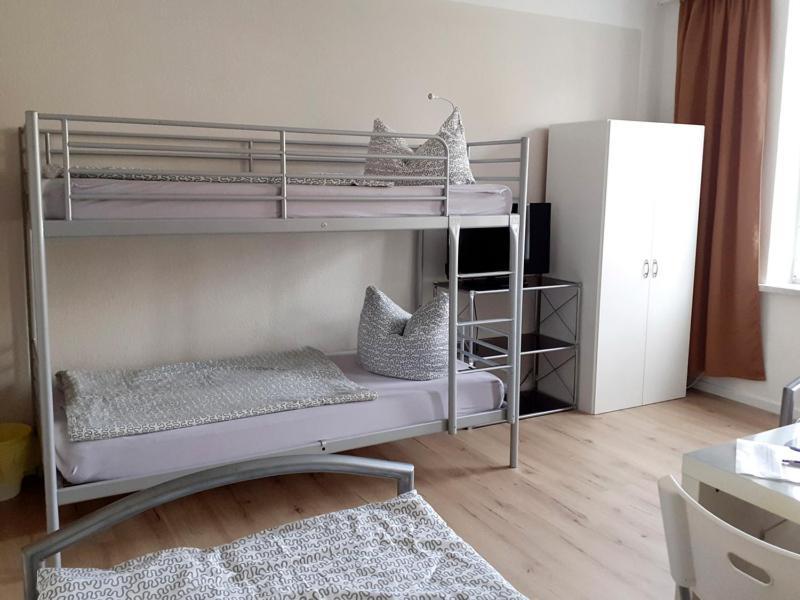 Pension Berlin In Шпремберг Екстериор снимка